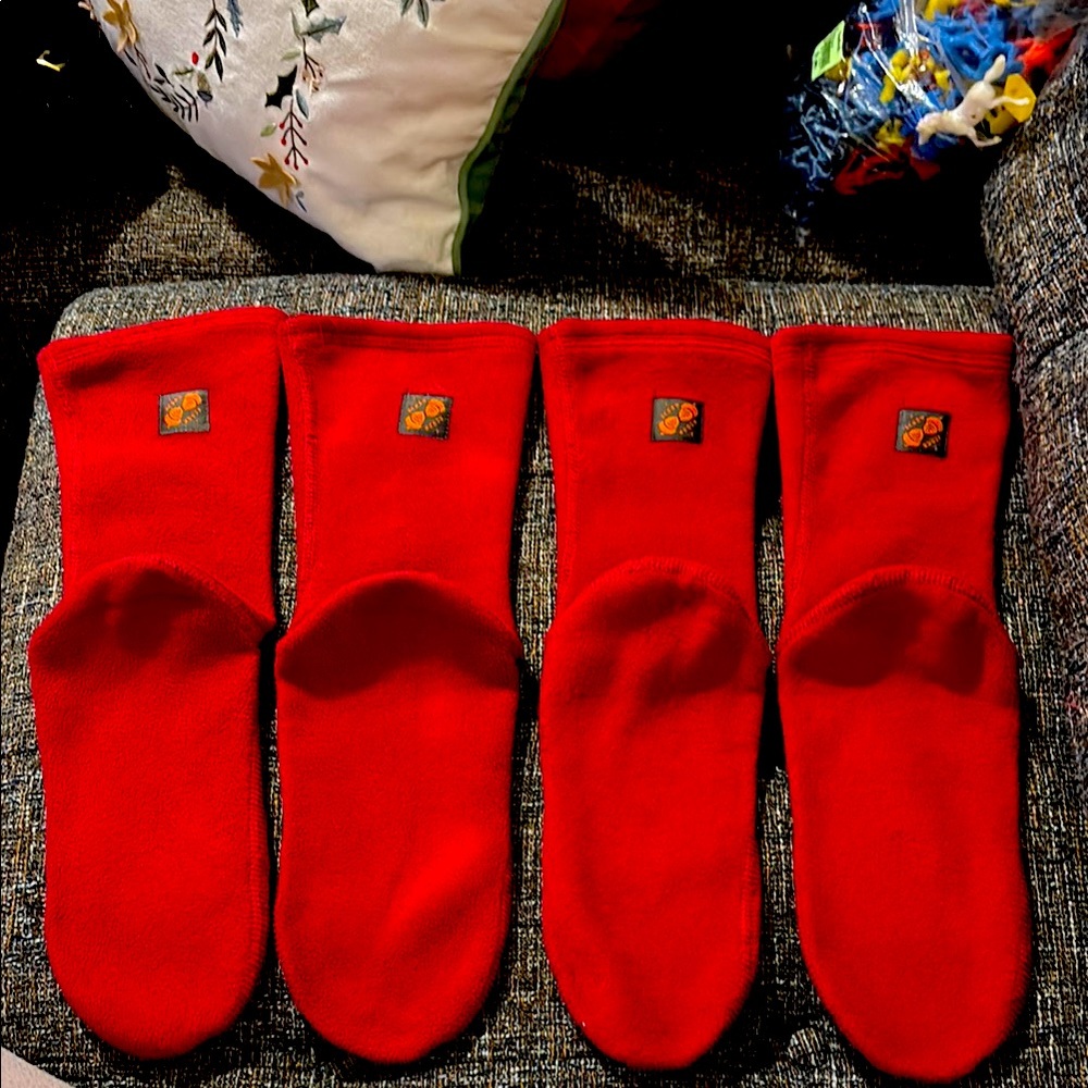 Acorn Red Fleece Socks size large 2 pair